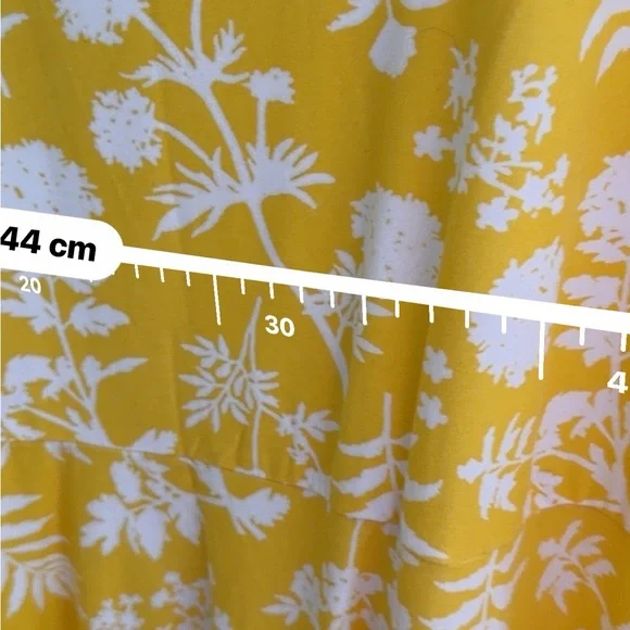 Yellow Floral Lace-Trim Dress - Picture 5 of 6